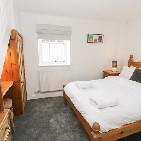 Ned 1-bed